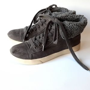 Brash Faux Suede Gray High Top Sneakers sz 7 pre owned